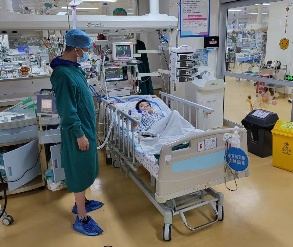 灵丘县跨省救护车出租公司